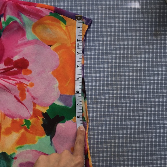 Lauren Ralph Lauren Women’s Sz M Floral V-Neck Sleeveless Tunic Blouse - Picture 8 of 9